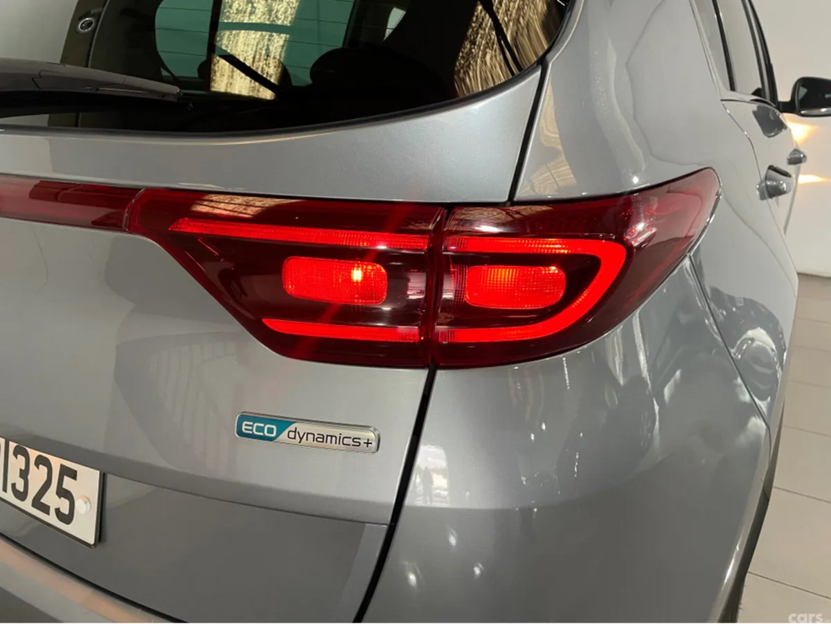 Kia Sportage MPV, Diesel Hybrid, 2021, Grey