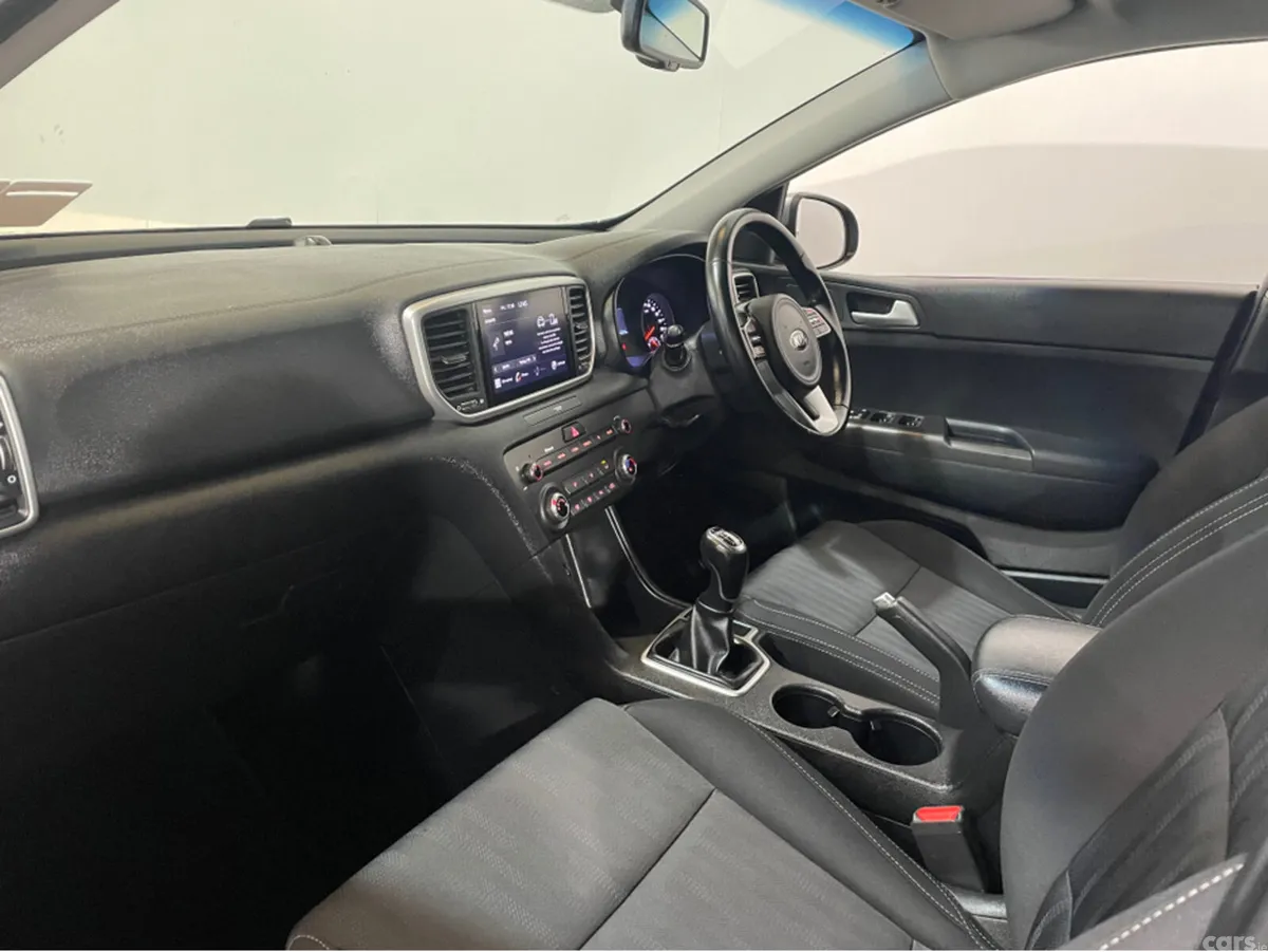 Kia Sportage MPV, Diesel Hybrid, 2021, Grey