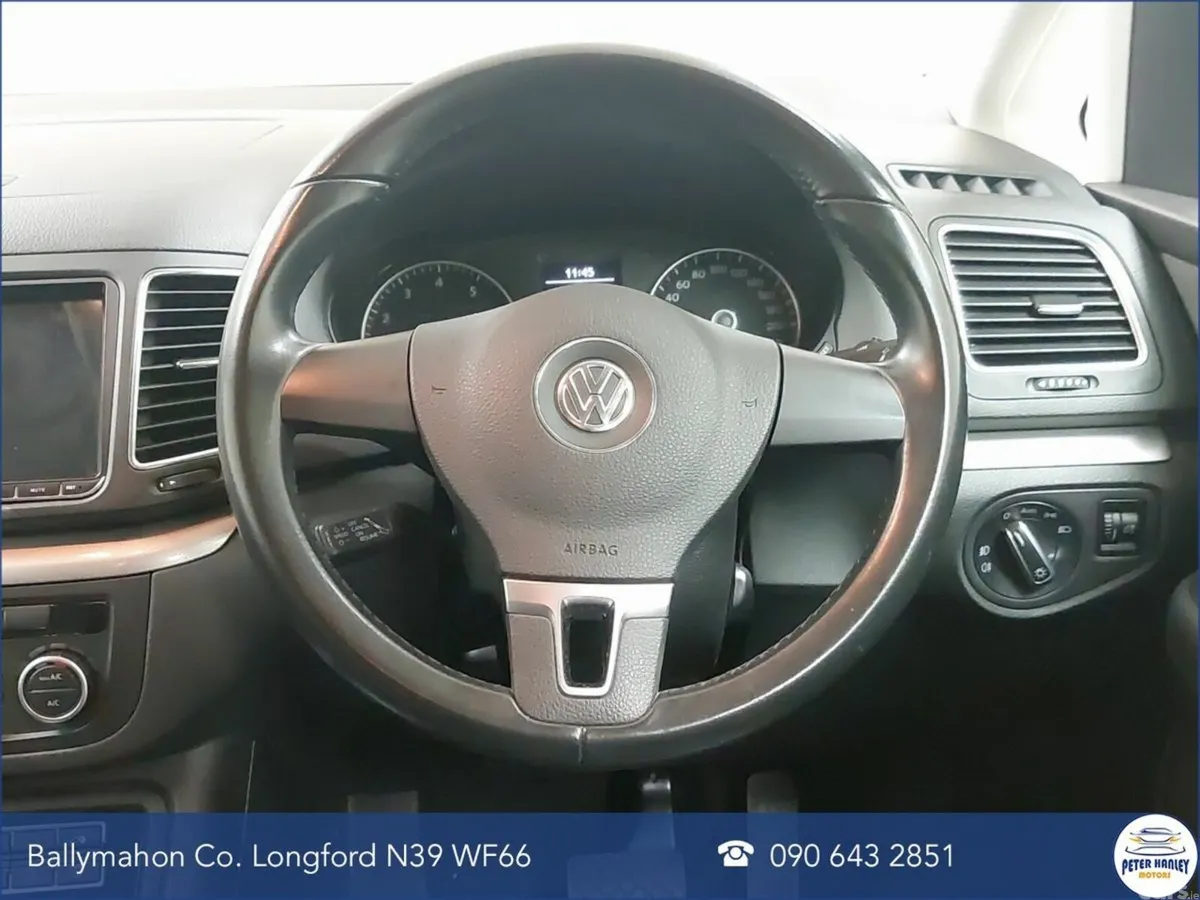 Volkswagen Sharan MPV, Petrol, 2014, Black