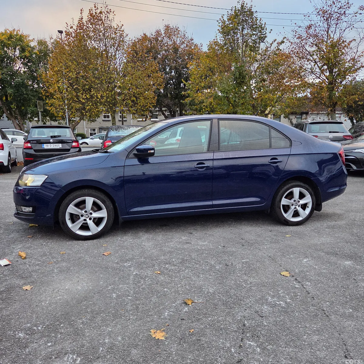 Skoda Rapid Hatchback, Petrol, 2017, Blue