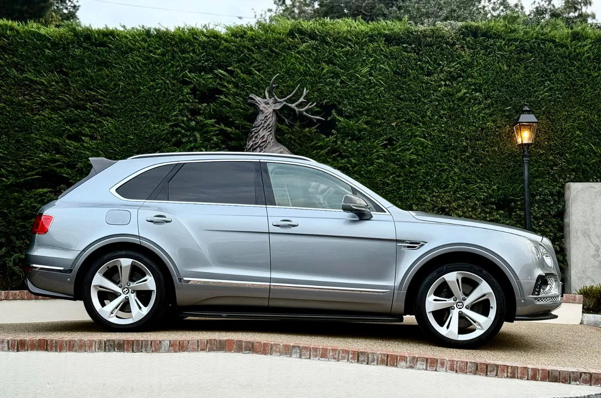 Bentley Bentayga SUV, Petrol, 2016, Grey
