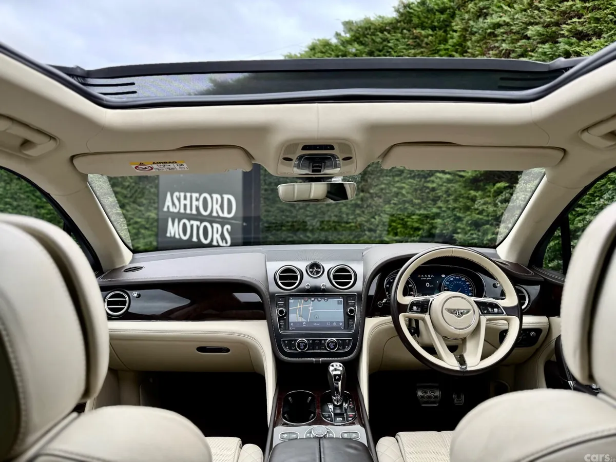 Bentley Bentayga SUV, Petrol, 2016, Grey