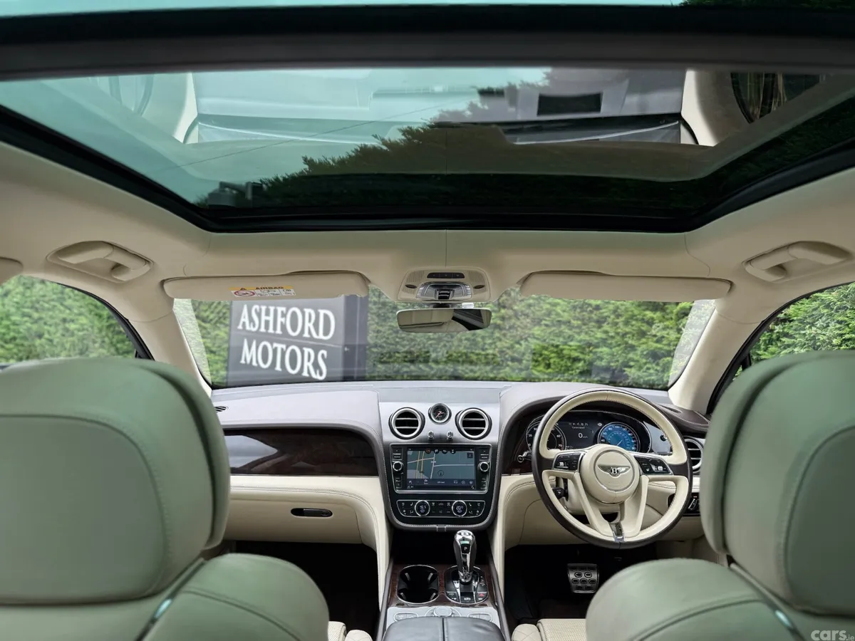 Bentley Bentayga SUV, Petrol, 2016, Grey