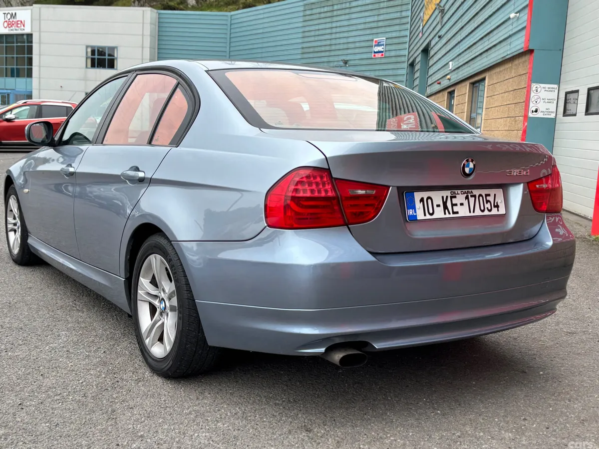 BMW 3-Series Saloon, Diesel, 2010, Blue