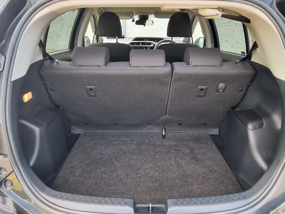 Toyota Aqua Hatchback, Petrol Hybrid, 2019, Black