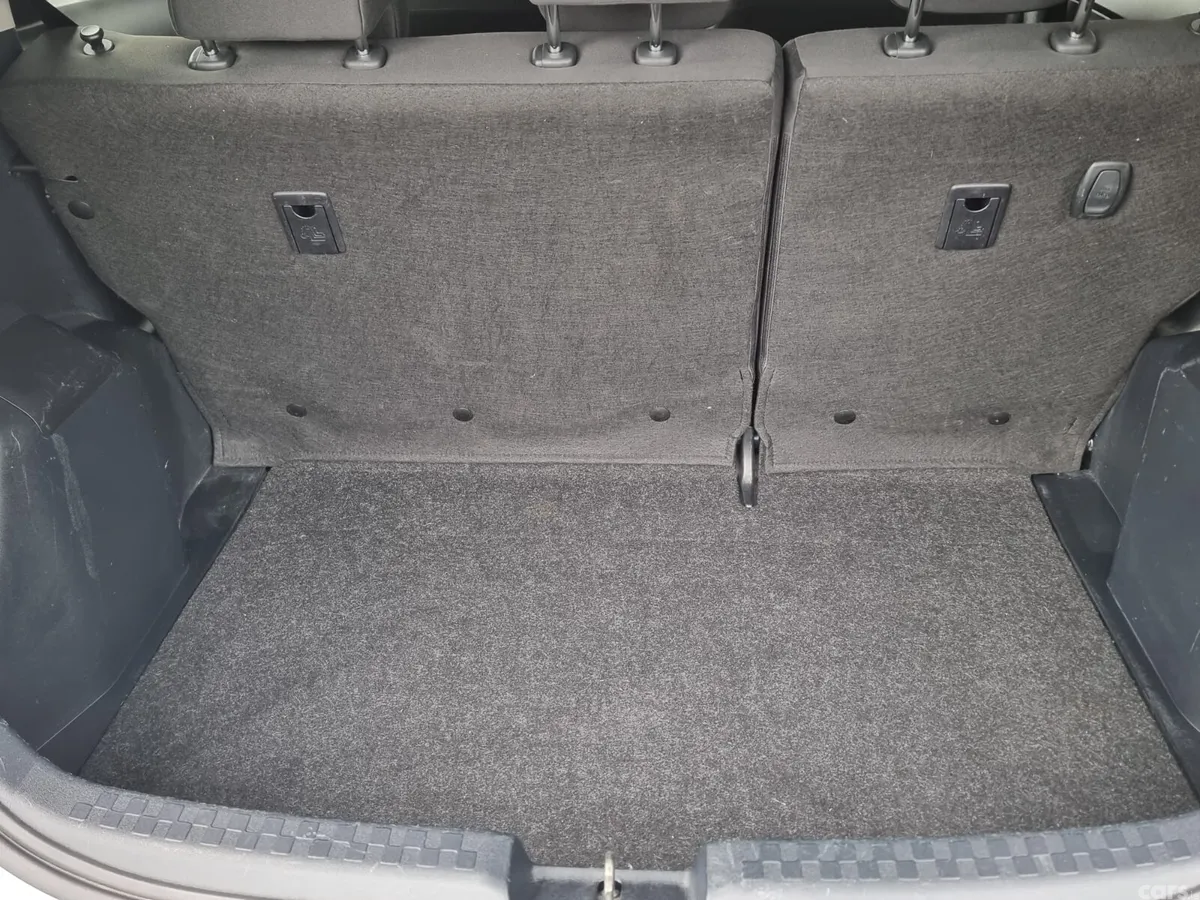 Toyota Aqua Hatchback, Petrol Hybrid, 2019, Black