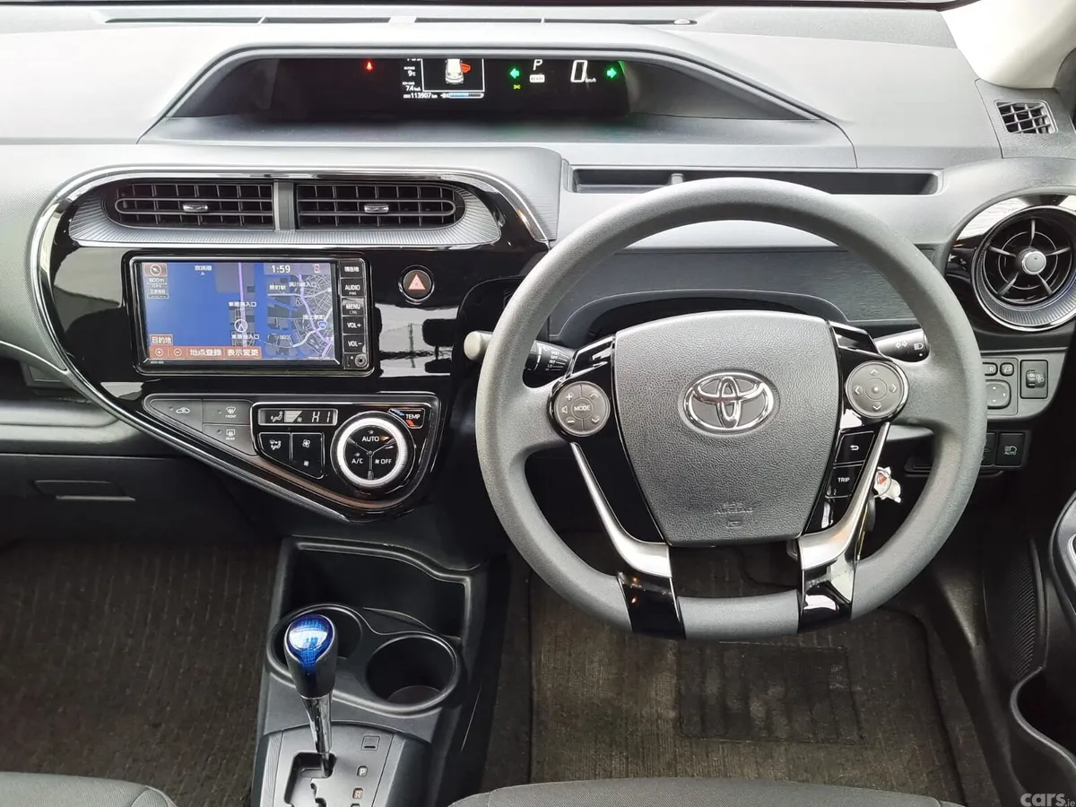 Toyota Aqua Hatchback, Petrol Hybrid, 2019, White