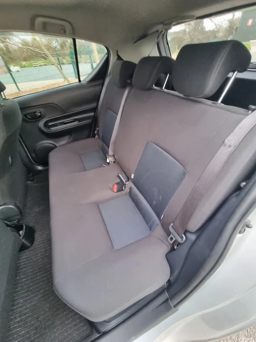 Toyota Aqua Hatchback, Petrol Hybrid, 2019, White