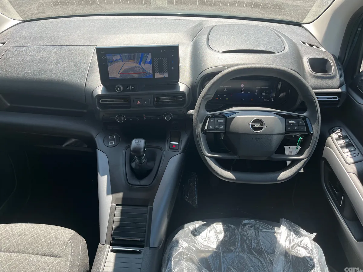 Opel Combo MPV, Diesel, 2026, Blue