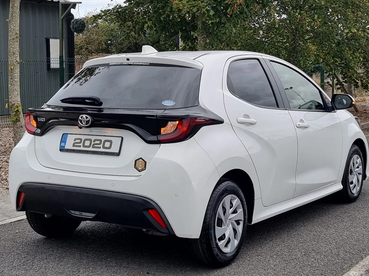 Toyota Yaris Hatchback, Petrol, 2020, White