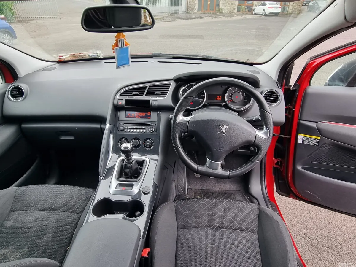 Peugeot 3008 SUV, Diesel, 2015, Red