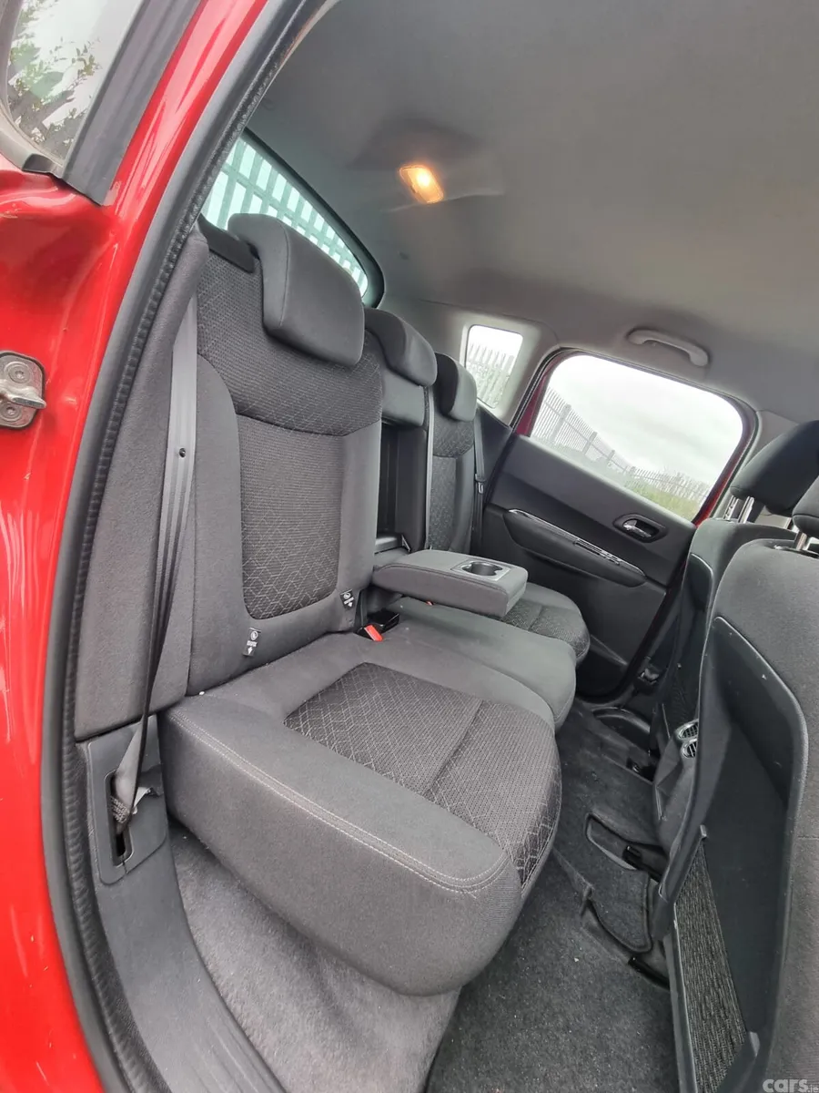 Peugeot 3008 SUV, Diesel, 2015, Red