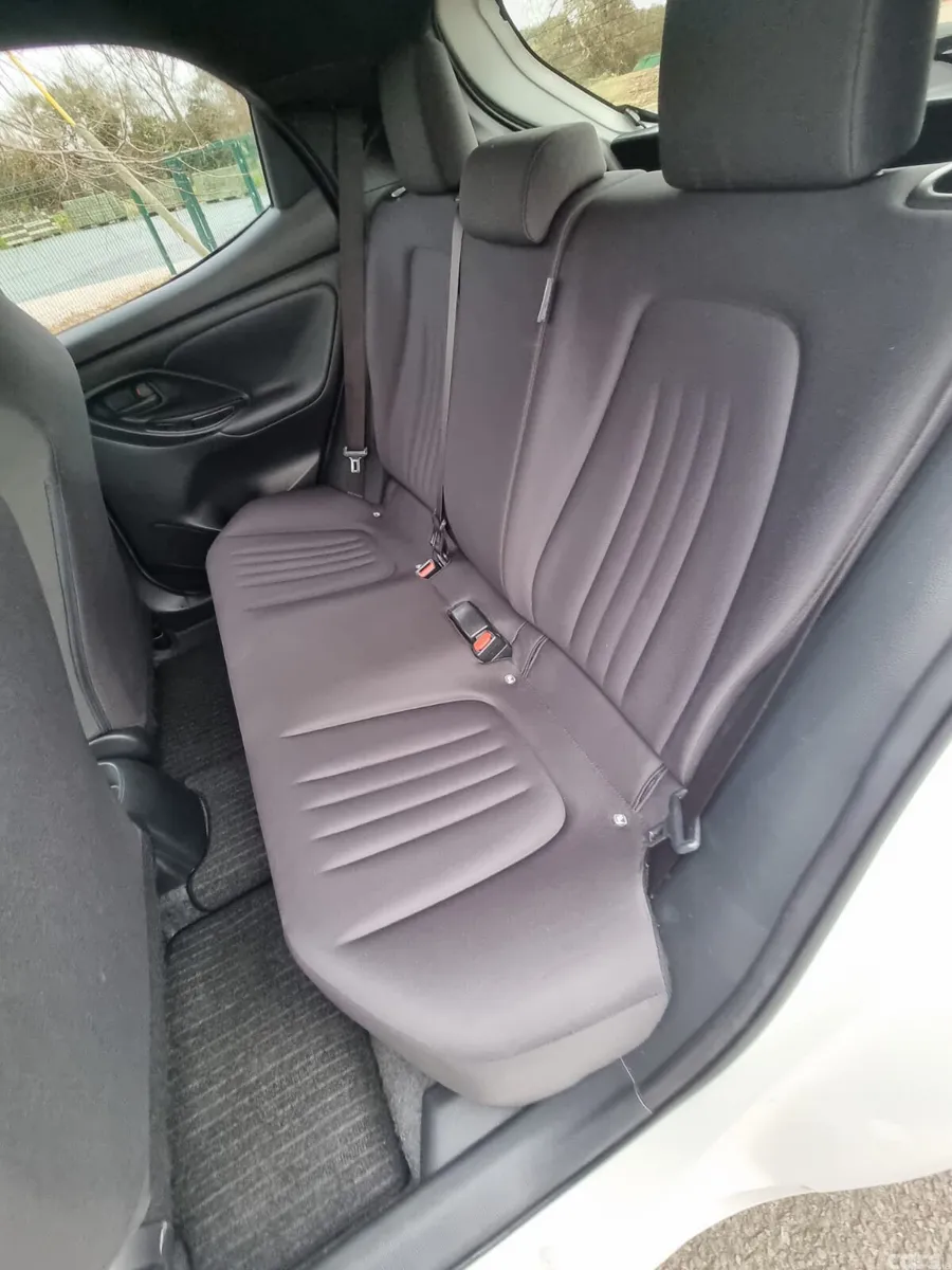Toyota Yaris Hatchback, Petrol, 2020, White