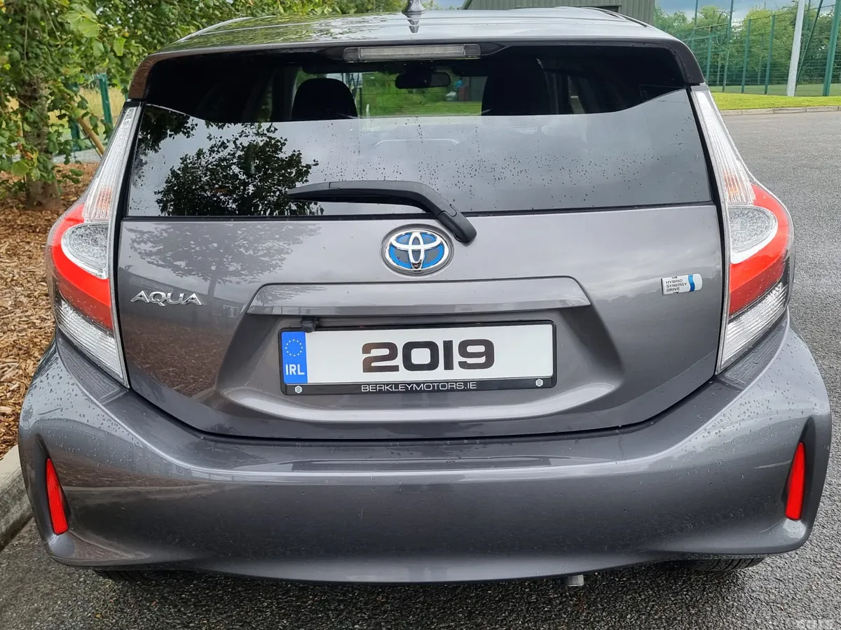 Toyota Aqua Hatchback, Petrol Hybrid, 2019, Black