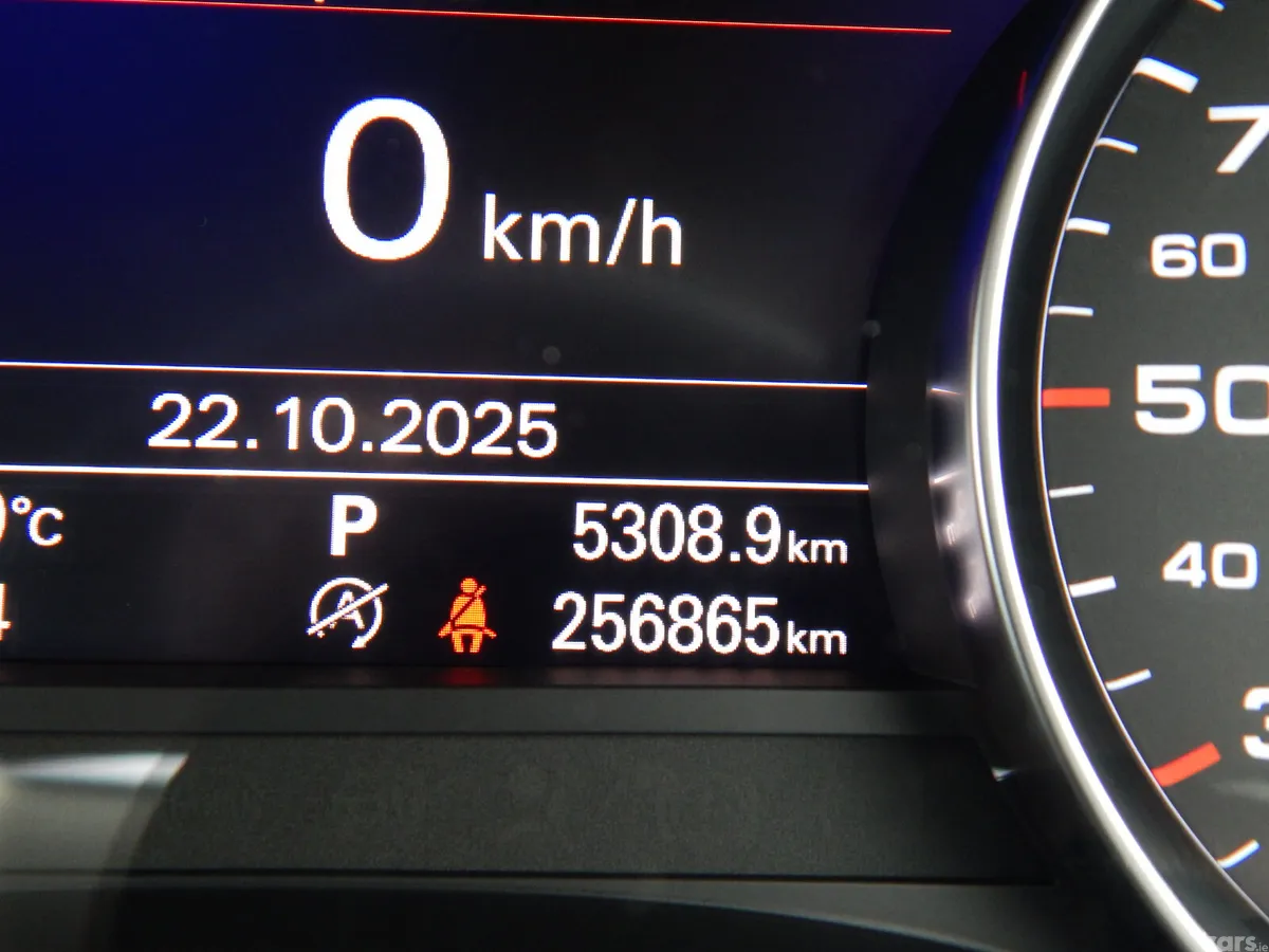Audi A6 Saloon, Diesel, 2018, Grey