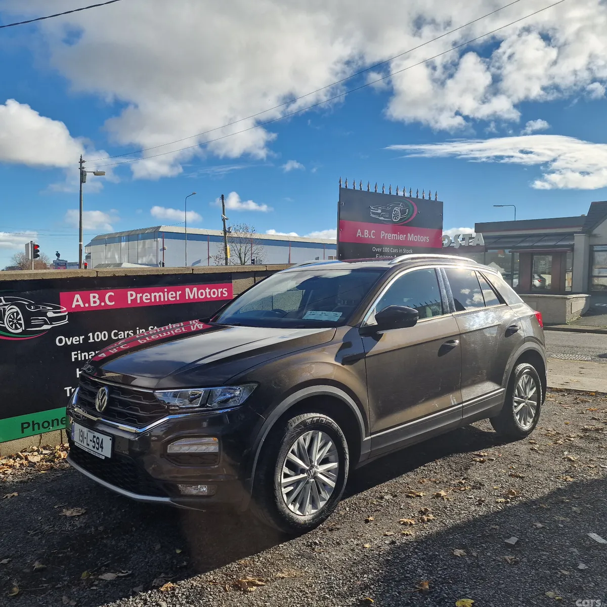 Volkswagen T-Roc SUV, Diesel, 2019, Brown