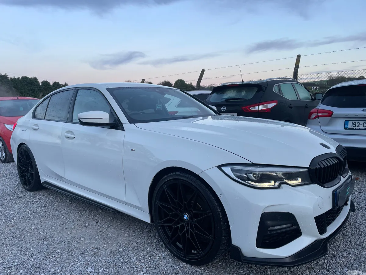 BMW 3-Series Saloon, Diesel, 2019, White