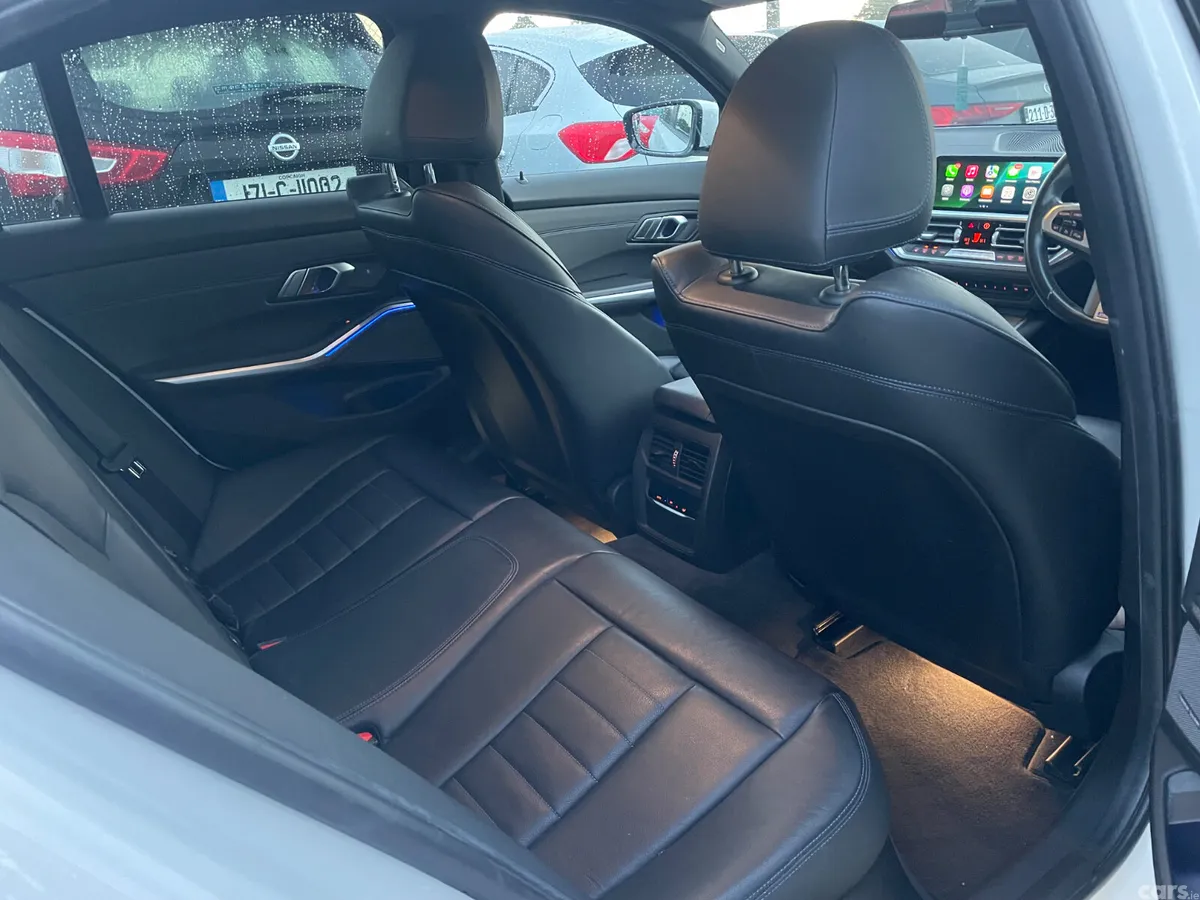 BMW 3-Series Saloon, Diesel, 2019, White