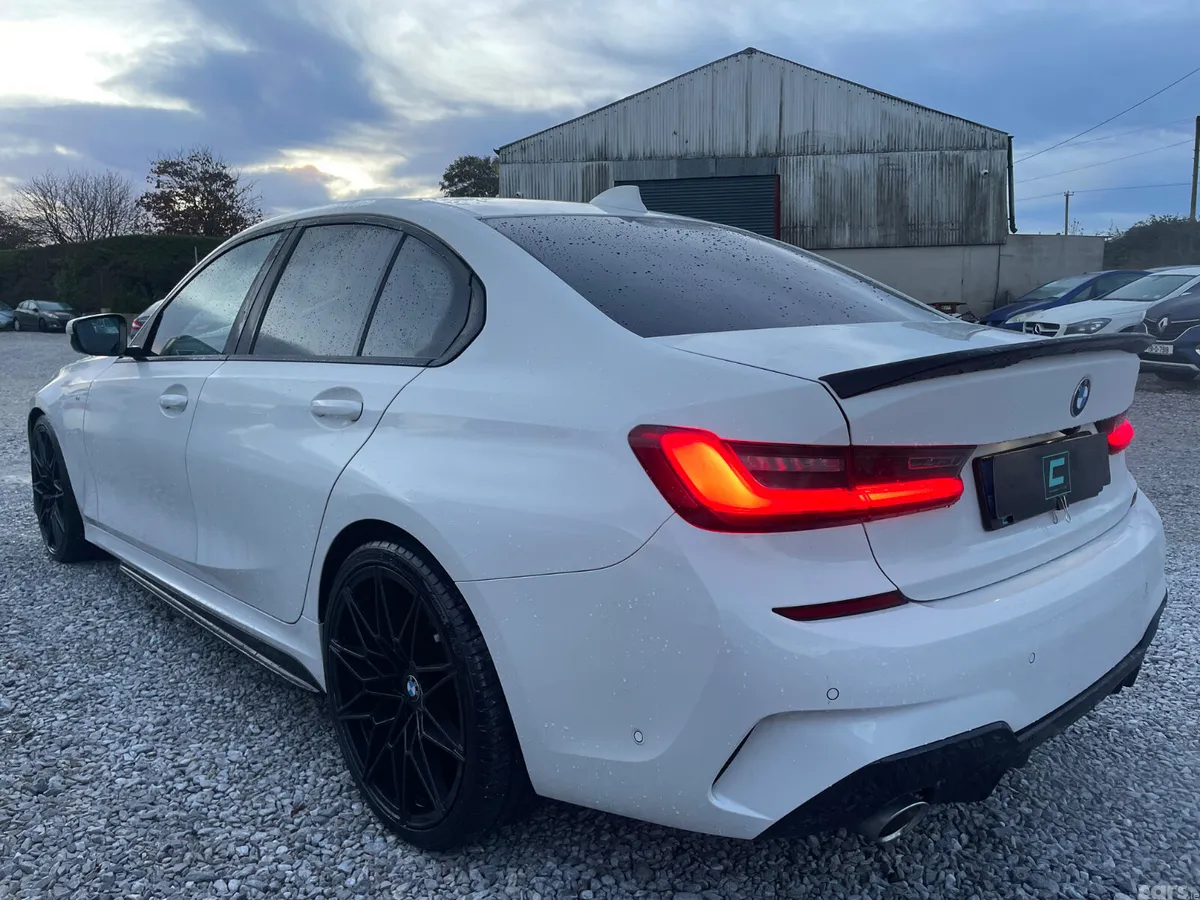 BMW 3-Series Saloon, Diesel, 2019, White