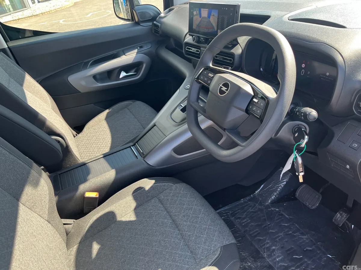 Opel Combo MPV, Diesel, 2027, Black