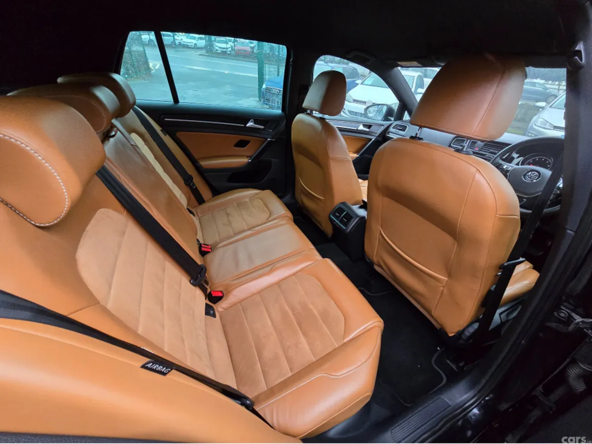 Volkswagen Golf Hatchback, Petrol, 2015, Black