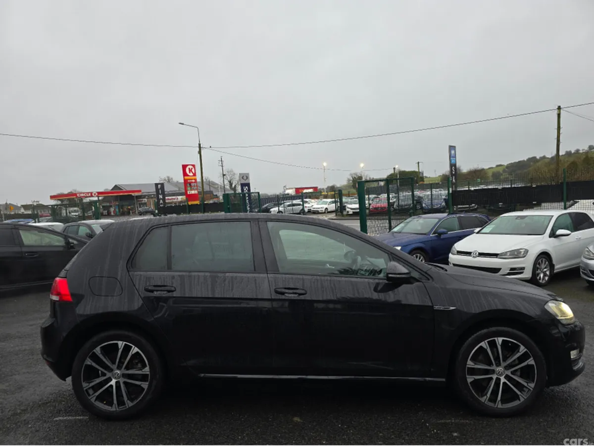 Volkswagen Golf Hatchback, Petrol, 2015, Black