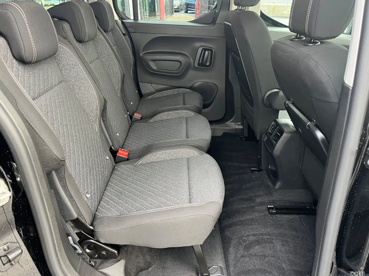 Peugeot Rifter MPV, Diesel, 2026, Black