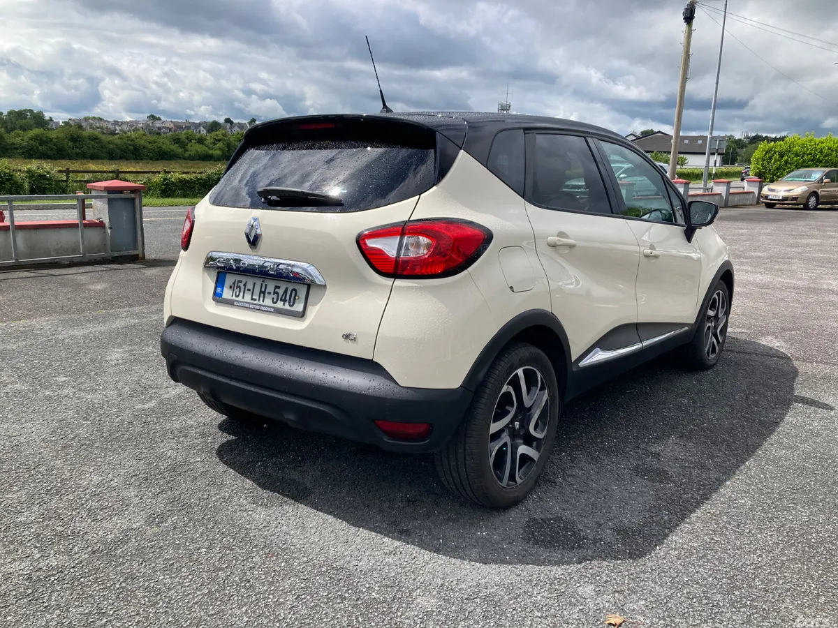 Renault Captur Hatchback, Diesel, 2015, Yellow