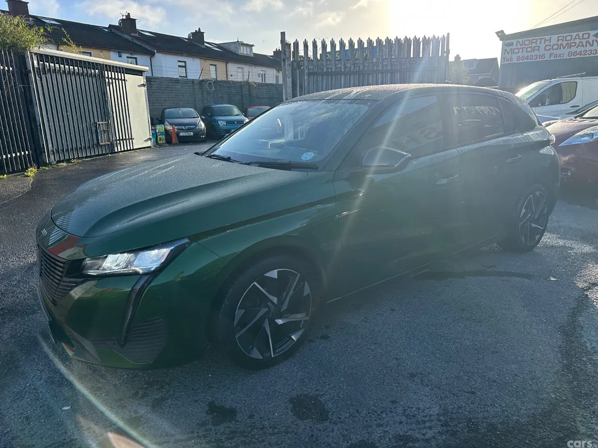Peugeot 308 Hatchback, Diesel, 2022, Green