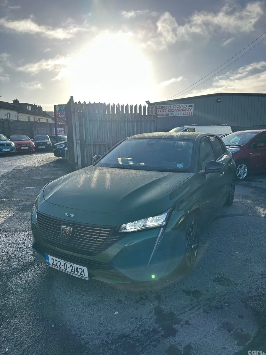 Peugeot 308 Hatchback, Diesel, 2022, Green