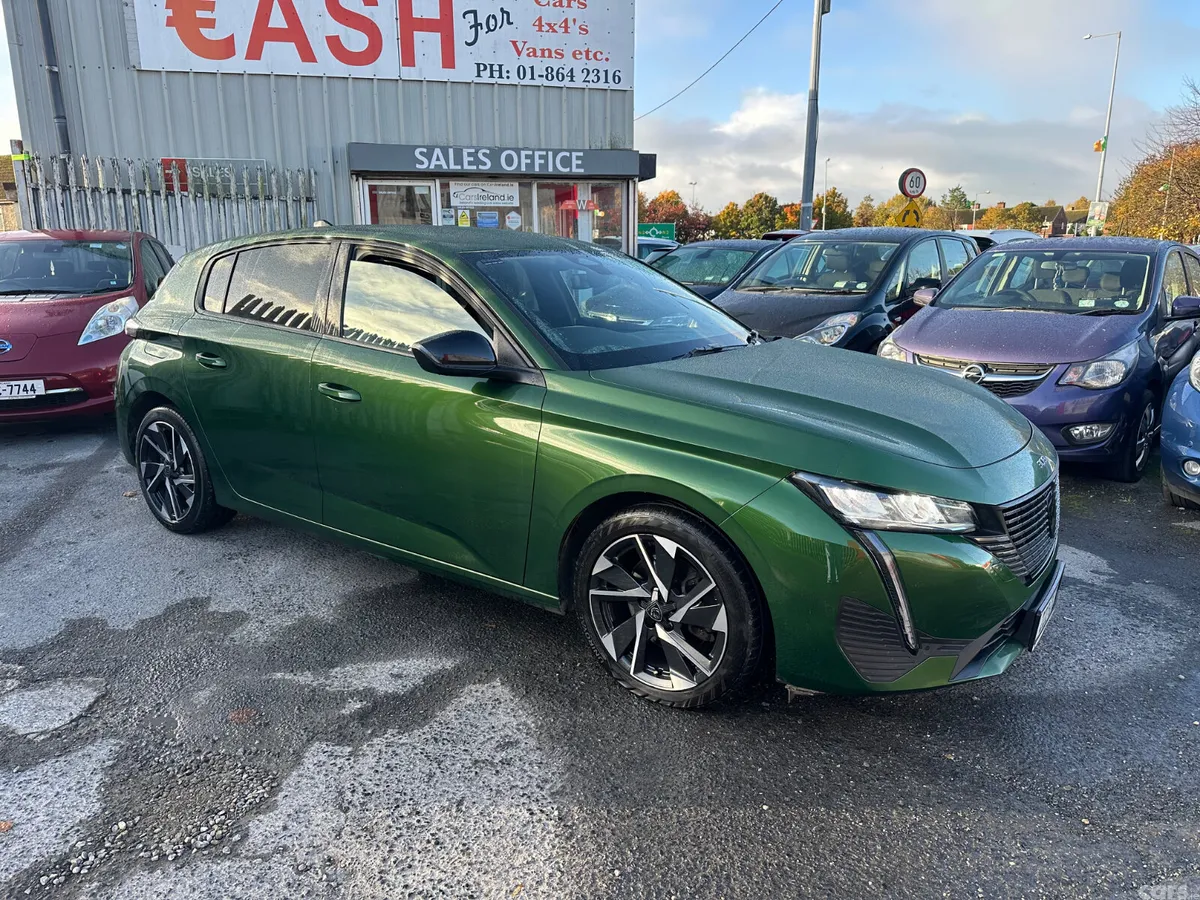 Peugeot 308 Hatchback, Diesel, 2022, Green