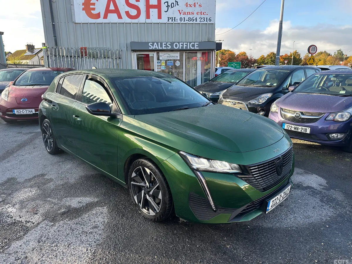Peugeot 308 Hatchback, Diesel, 2022, Green