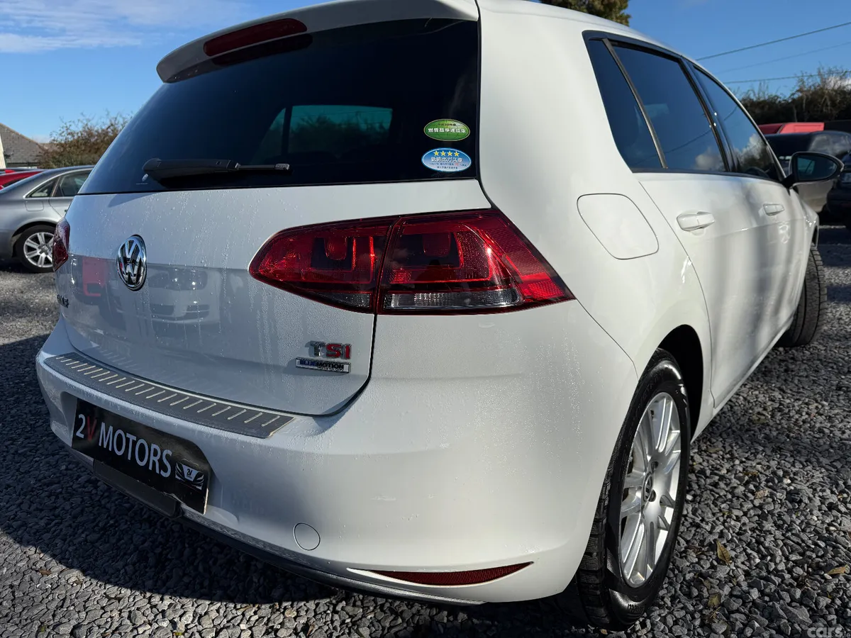 Volkswagen Golf Hatchback, Petrol, 2016, White