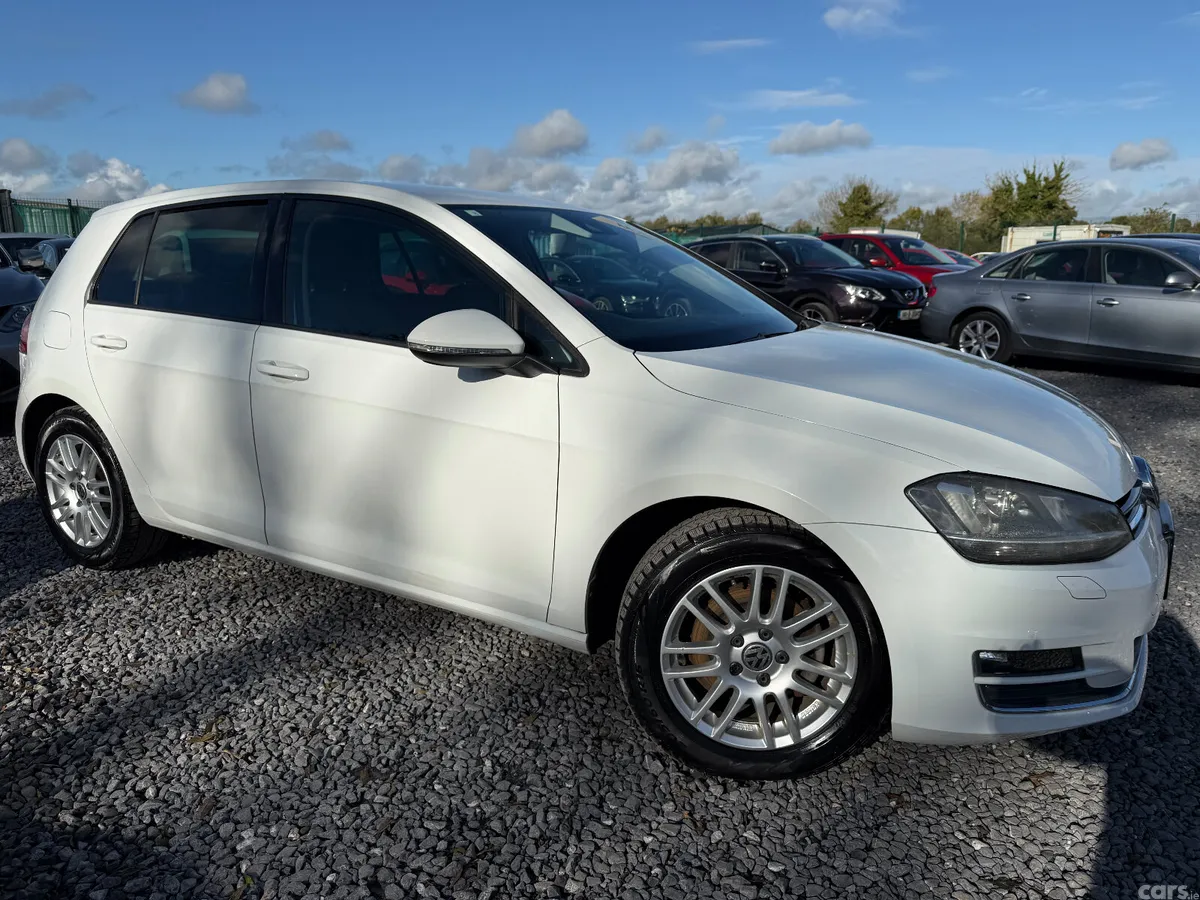 Volkswagen Golf Hatchback, Petrol, 2016, White