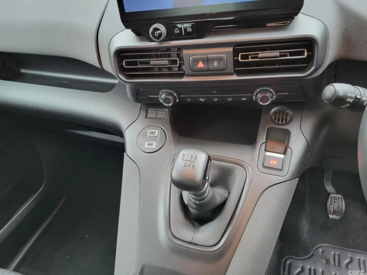 Peugeot Rifter MPV, Diesel, 2026, Black