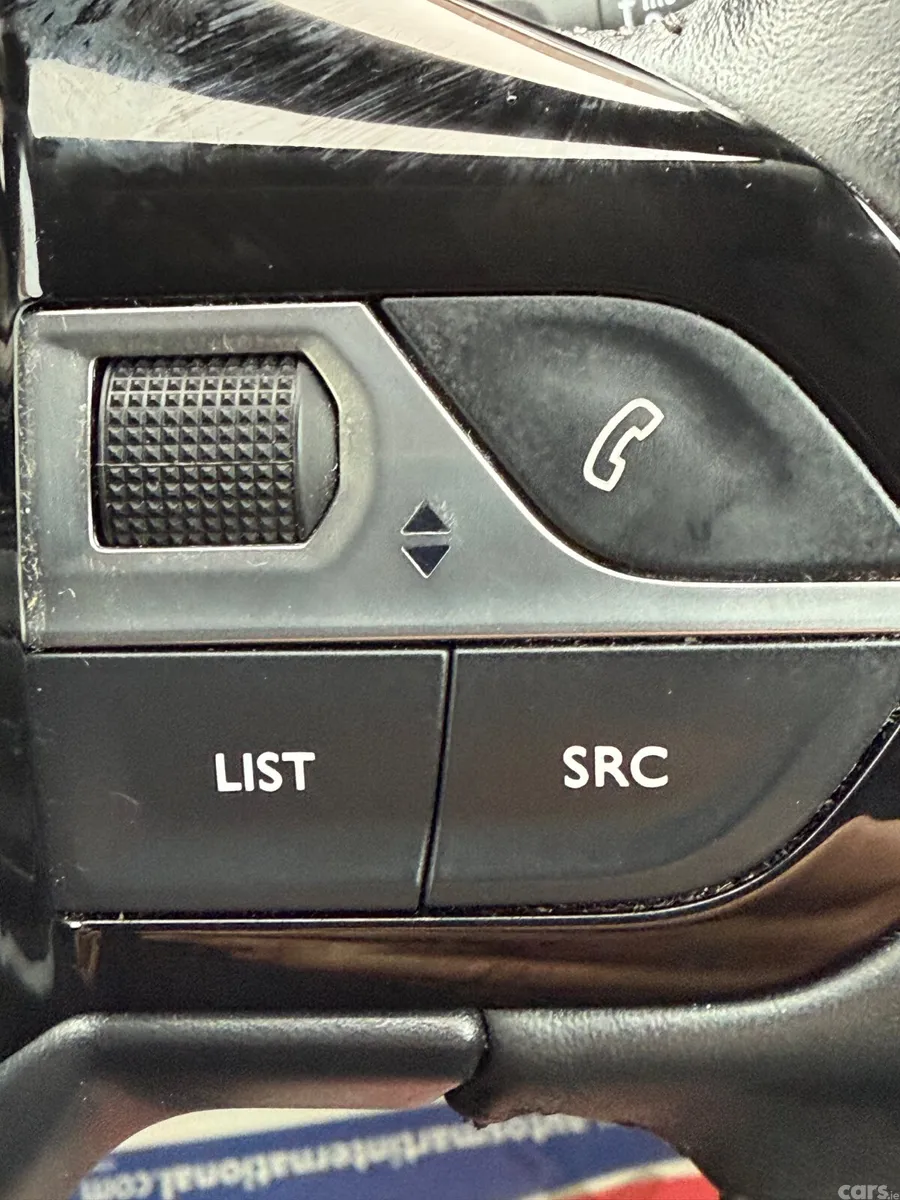 Peugeot 2008 SUV, Diesel, 2021, Orange