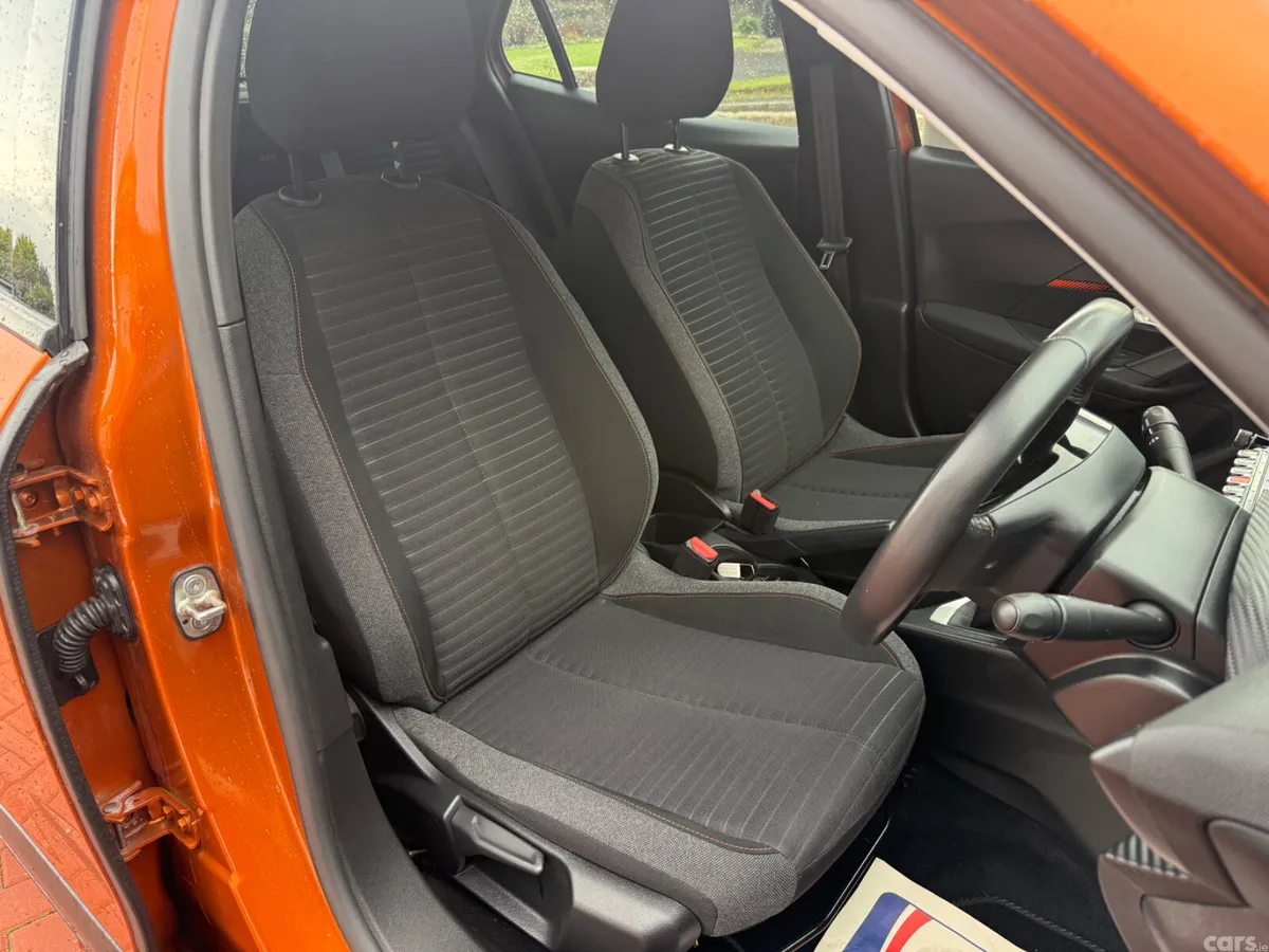 Peugeot 2008 SUV, Diesel, 2021, Orange