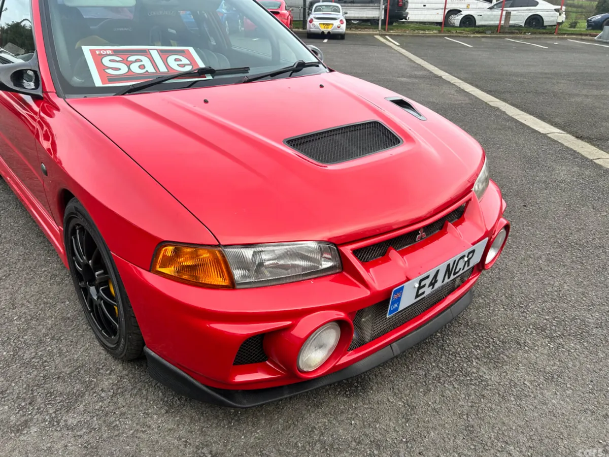Mitsubishi Lancer Saloon, Petrol, 1996, Red