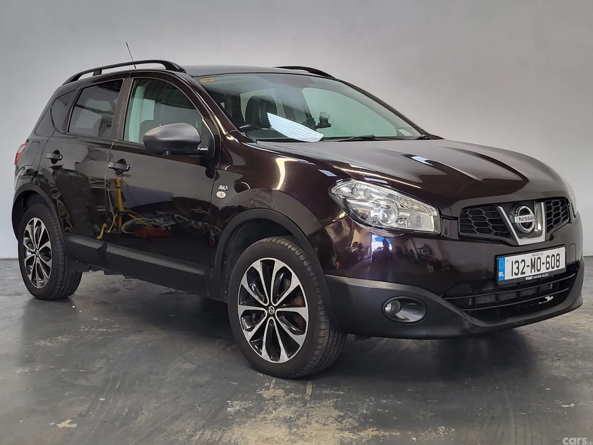 Nissan Qashqai Hatchback, Diesel, 2013, Black