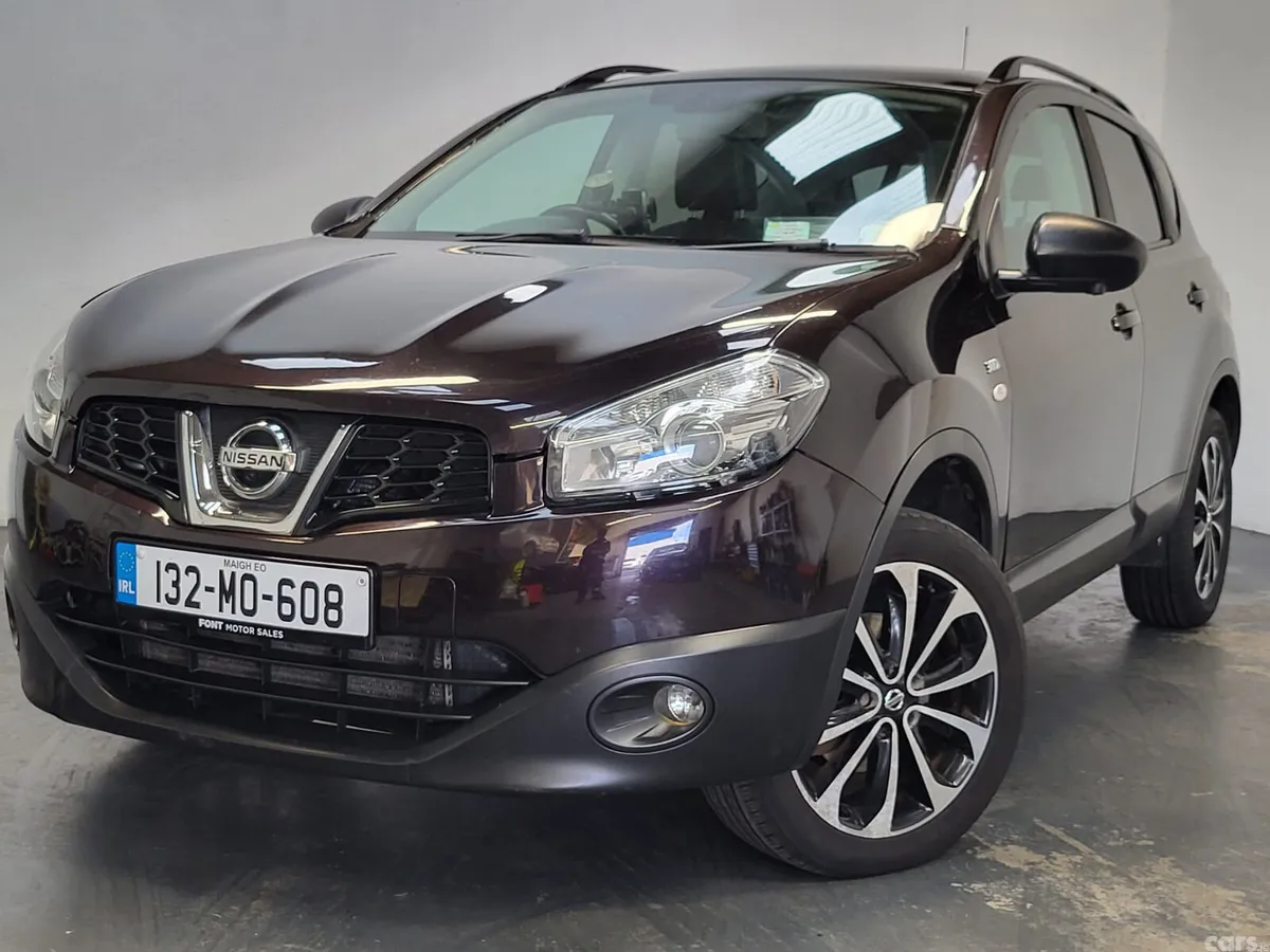Nissan Qashqai Hatchback, Diesel, 2013, Black