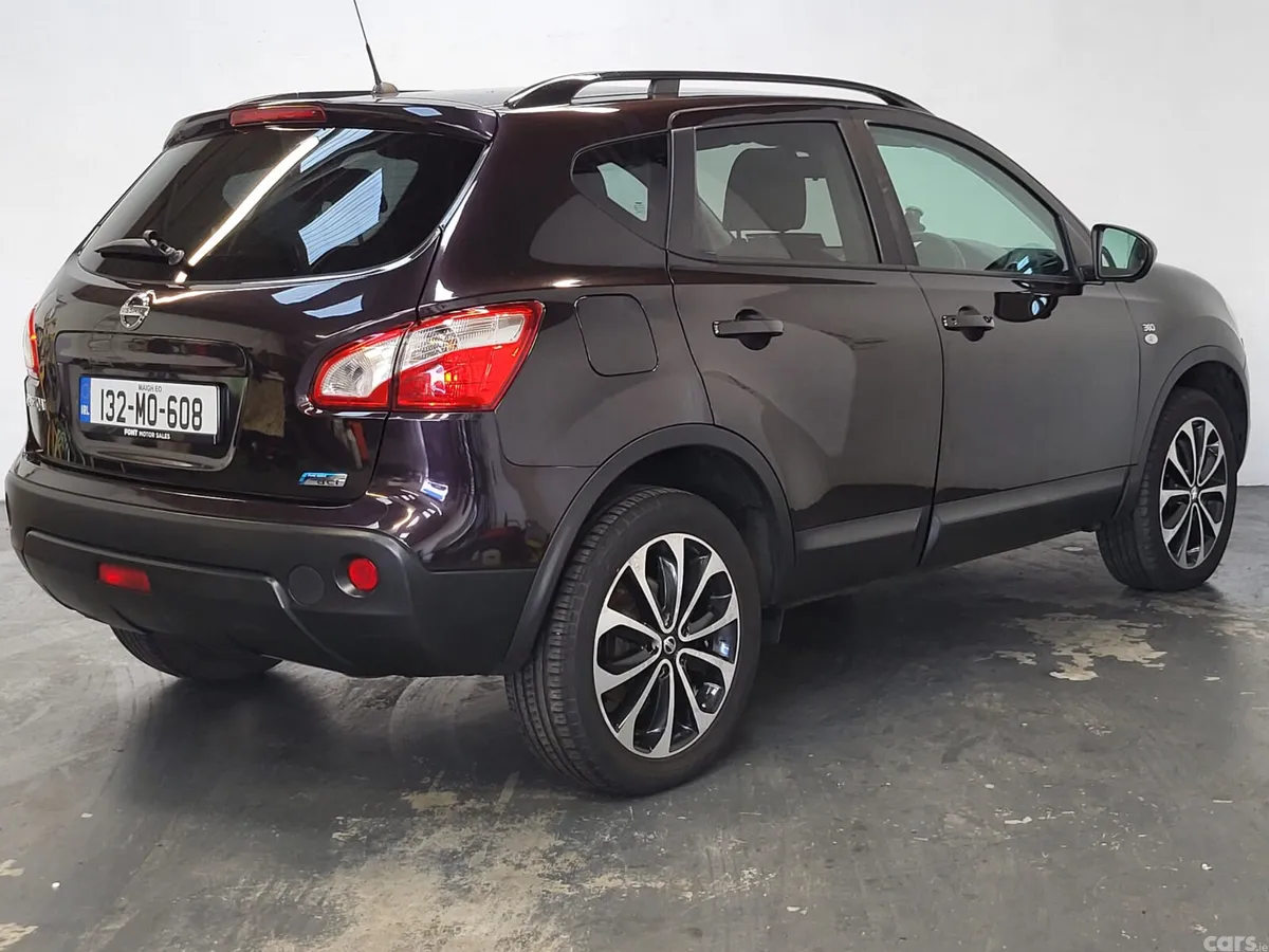 Nissan Qashqai Hatchback, Diesel, 2013, Black