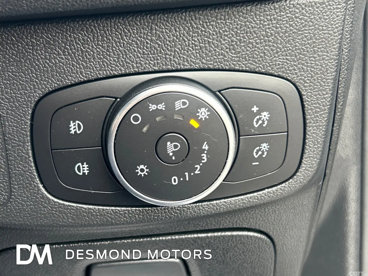 Ford Focus Hatchback, Diesel, 2019, Silver