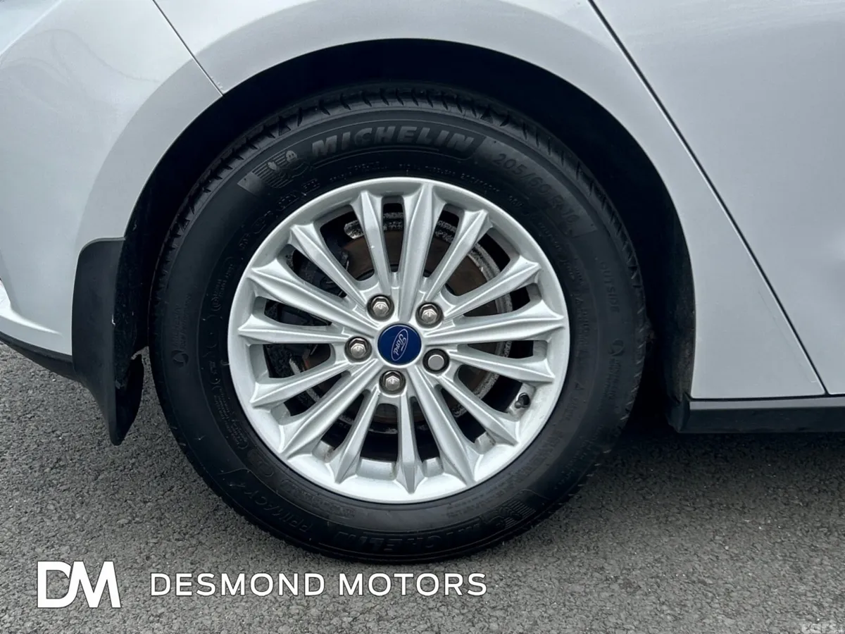 Ford Focus Hatchback, Diesel, 2019, Silver