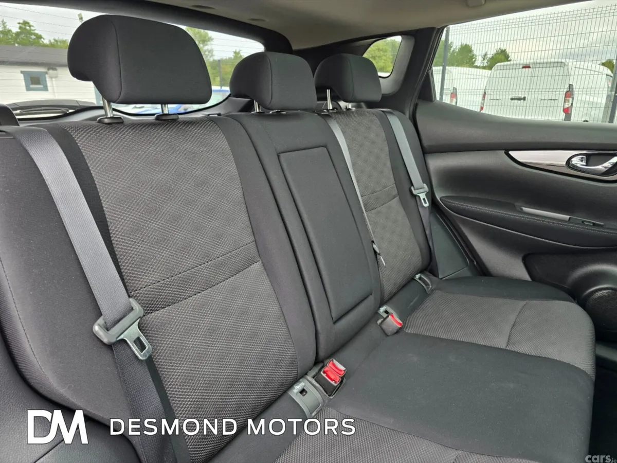 Nissan Qashqai Hatchback, Diesel, 2016, Blue