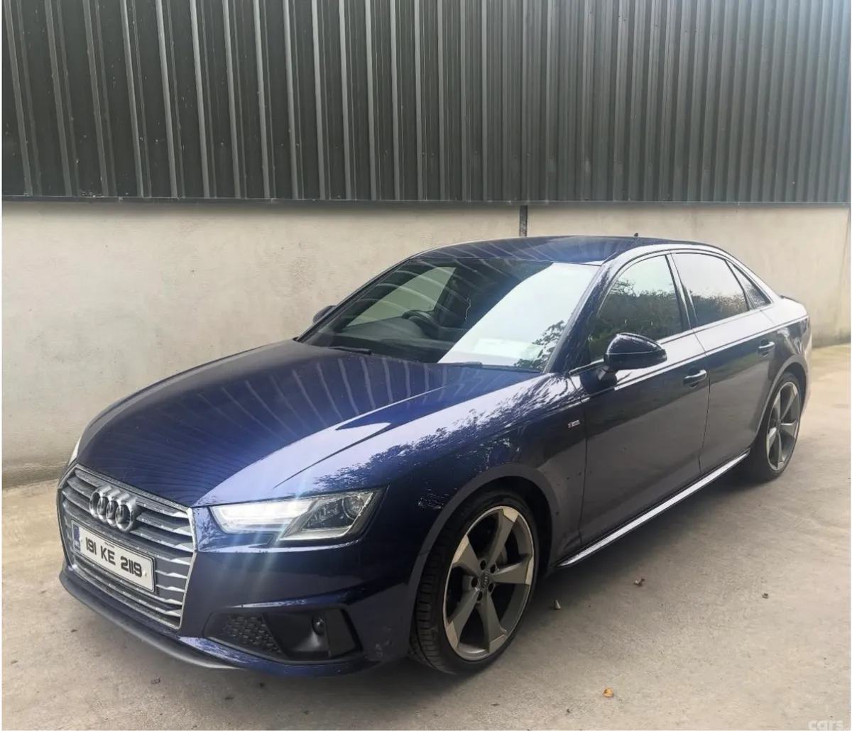Audi A4 Saloon, Diesel, 2019, Blue