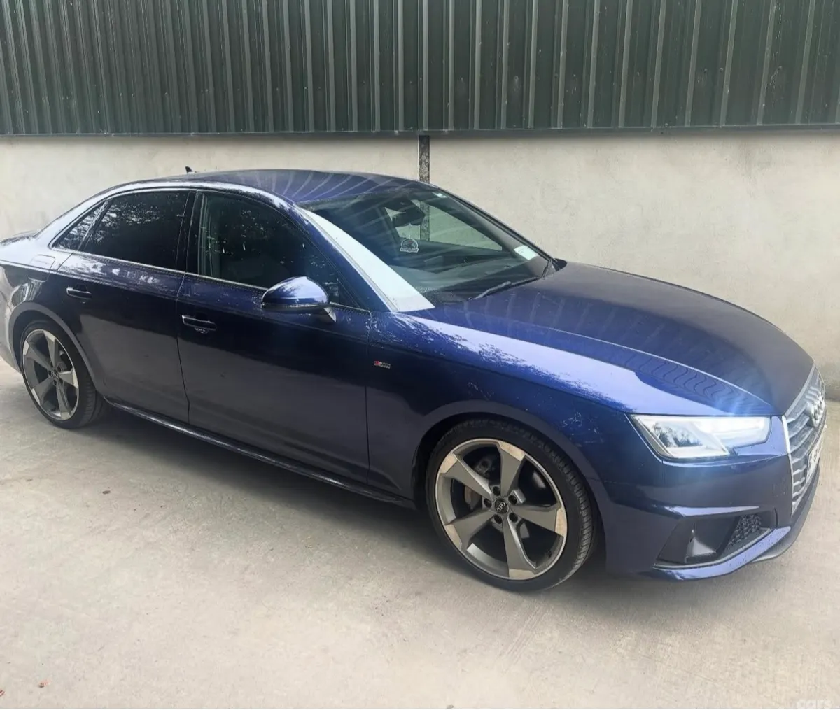 Audi A4 Saloon, Diesel, 2019, Blue