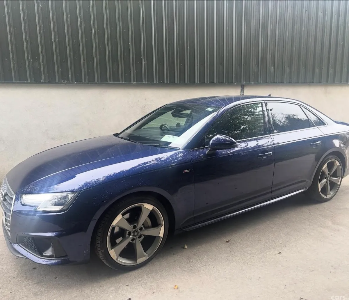 Audi A4 Saloon, Diesel, 2019, Blue