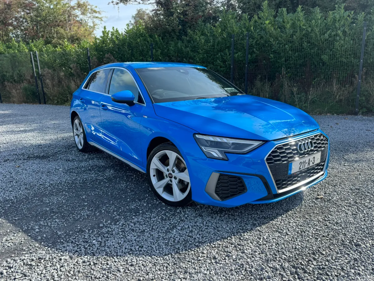Audi A3 Hatchback, Petrol Hybrid, 2021, Blue