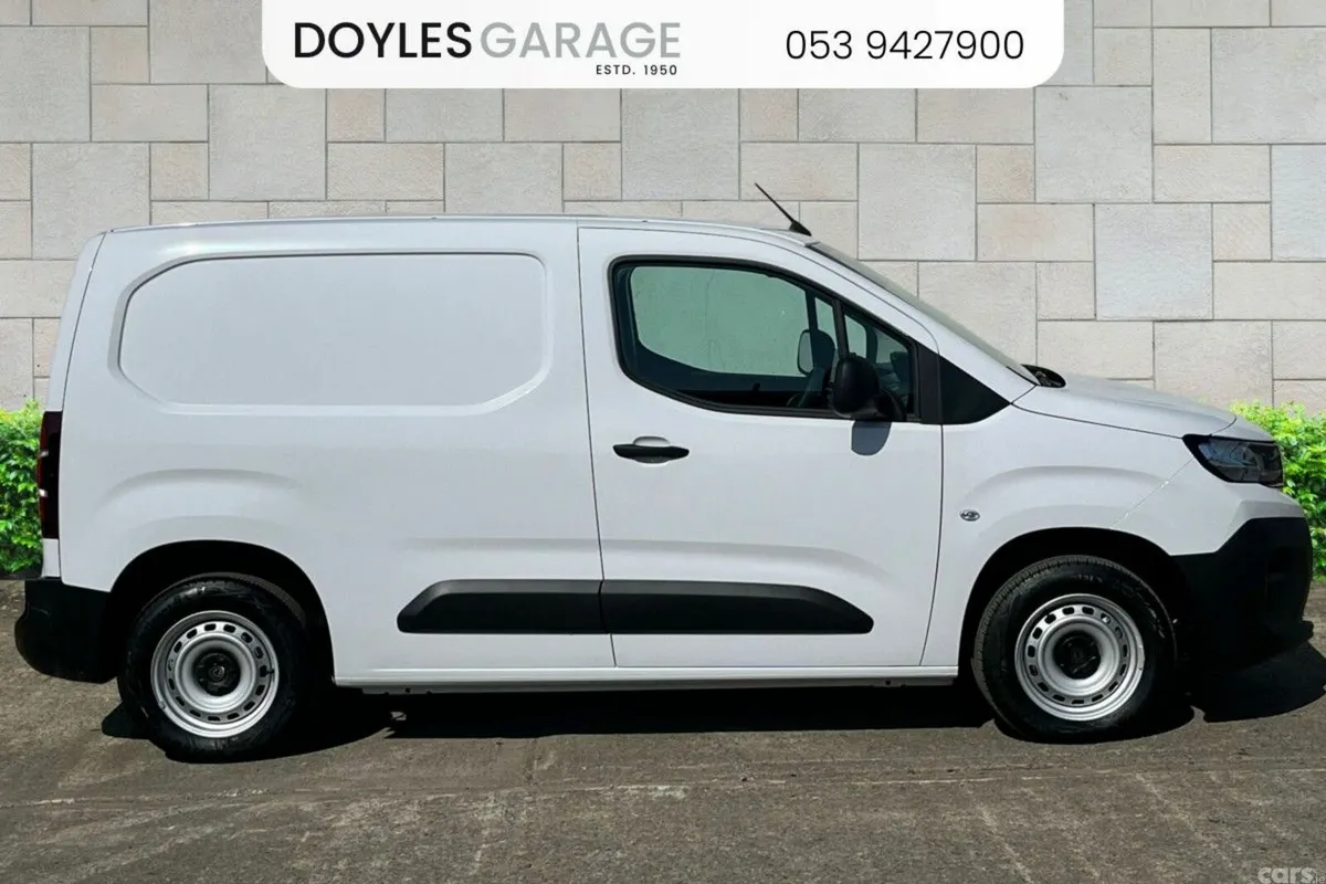 Peugeot Partner MPV, Diesel, 2025, White