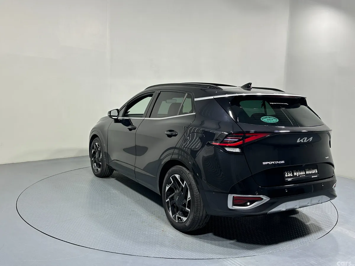 Kia Sportage SUV, Diesel Hybrid, 2023, Black